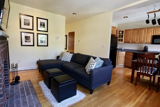 103 E Brookline Street, Apt 4