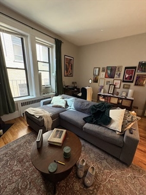 271 Dartmouth Street, Apt 3D