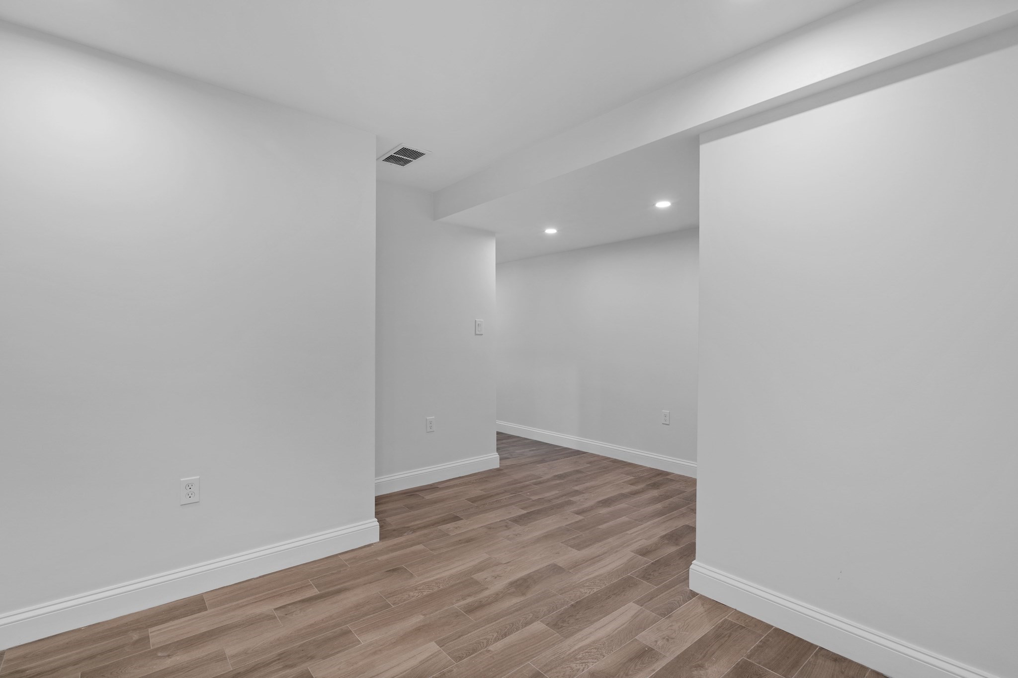 33 Farragut Ave, Medford, MA 02155 - Image 12
