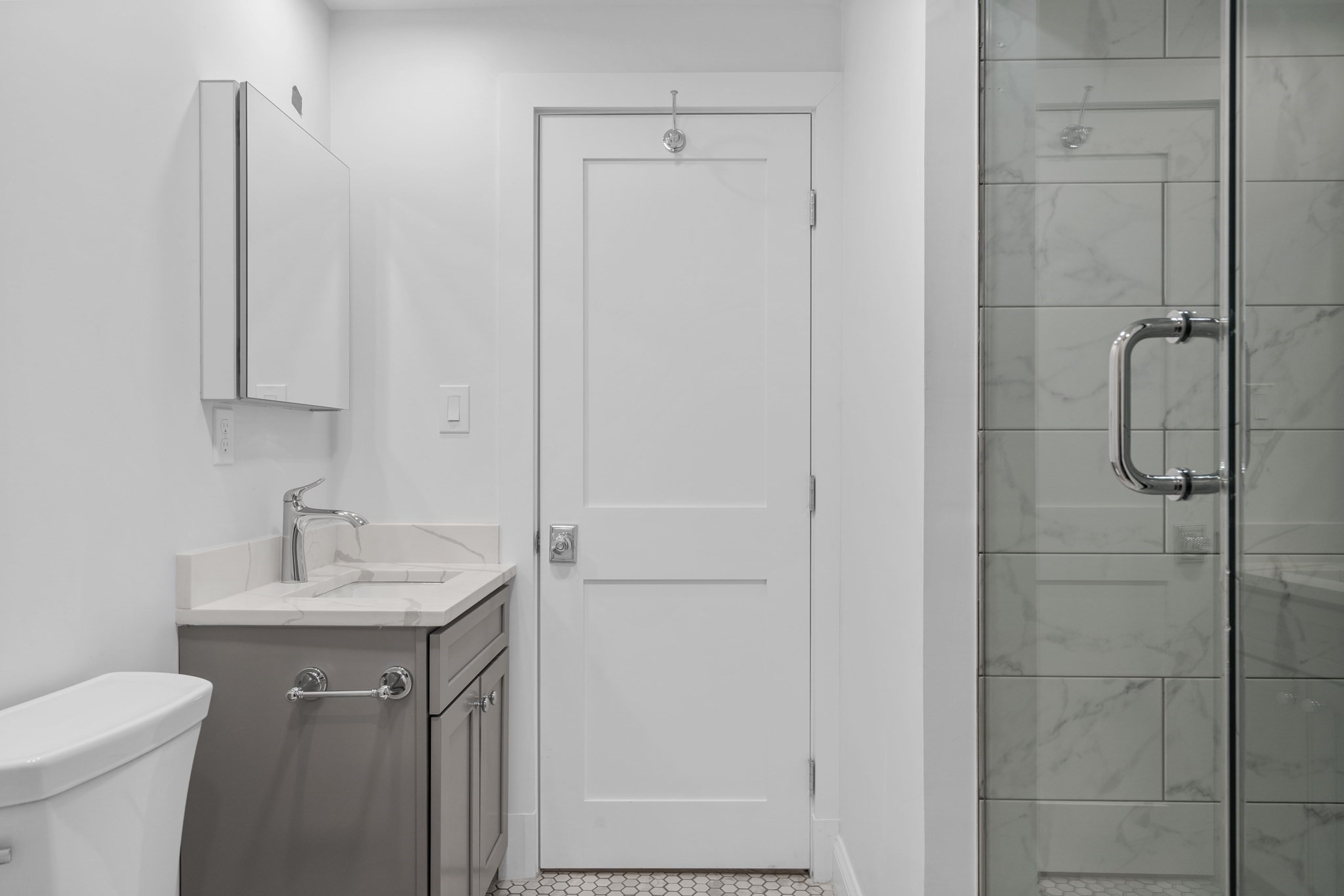 33 Farragut Ave, Medford, MA 02155 - Image 15