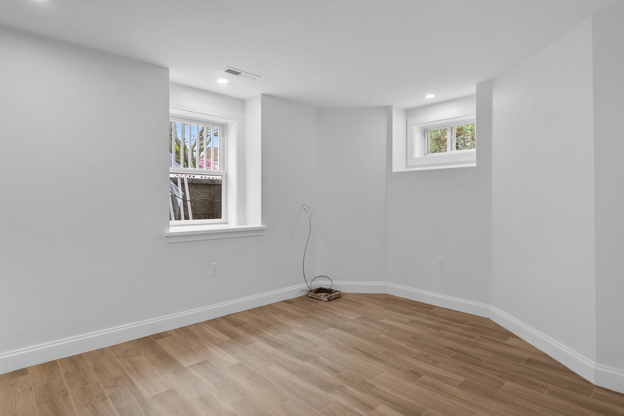 33 Farragut Ave, Medford, MA 02155 - Image 27
