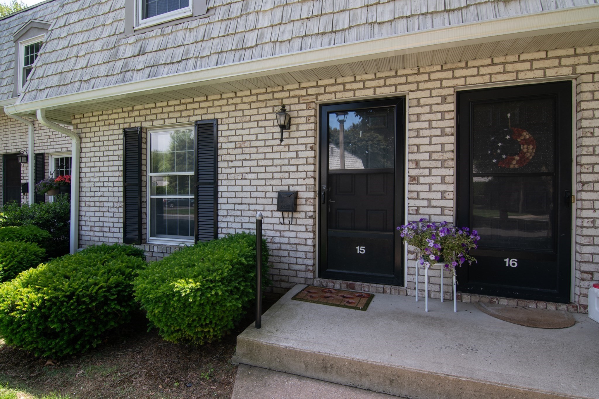 15 Plantation Dr Unit 15, Agawam, MA 01001