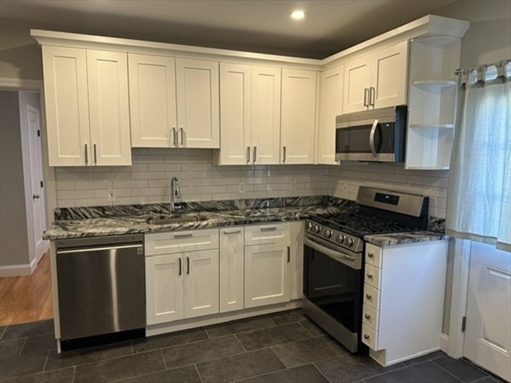 6 Porter, Apt 3
