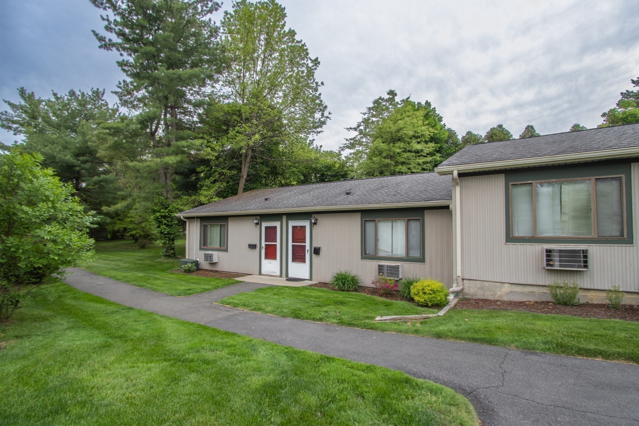170 E Hadley Rd Unit 13, Amherst, MA 01002