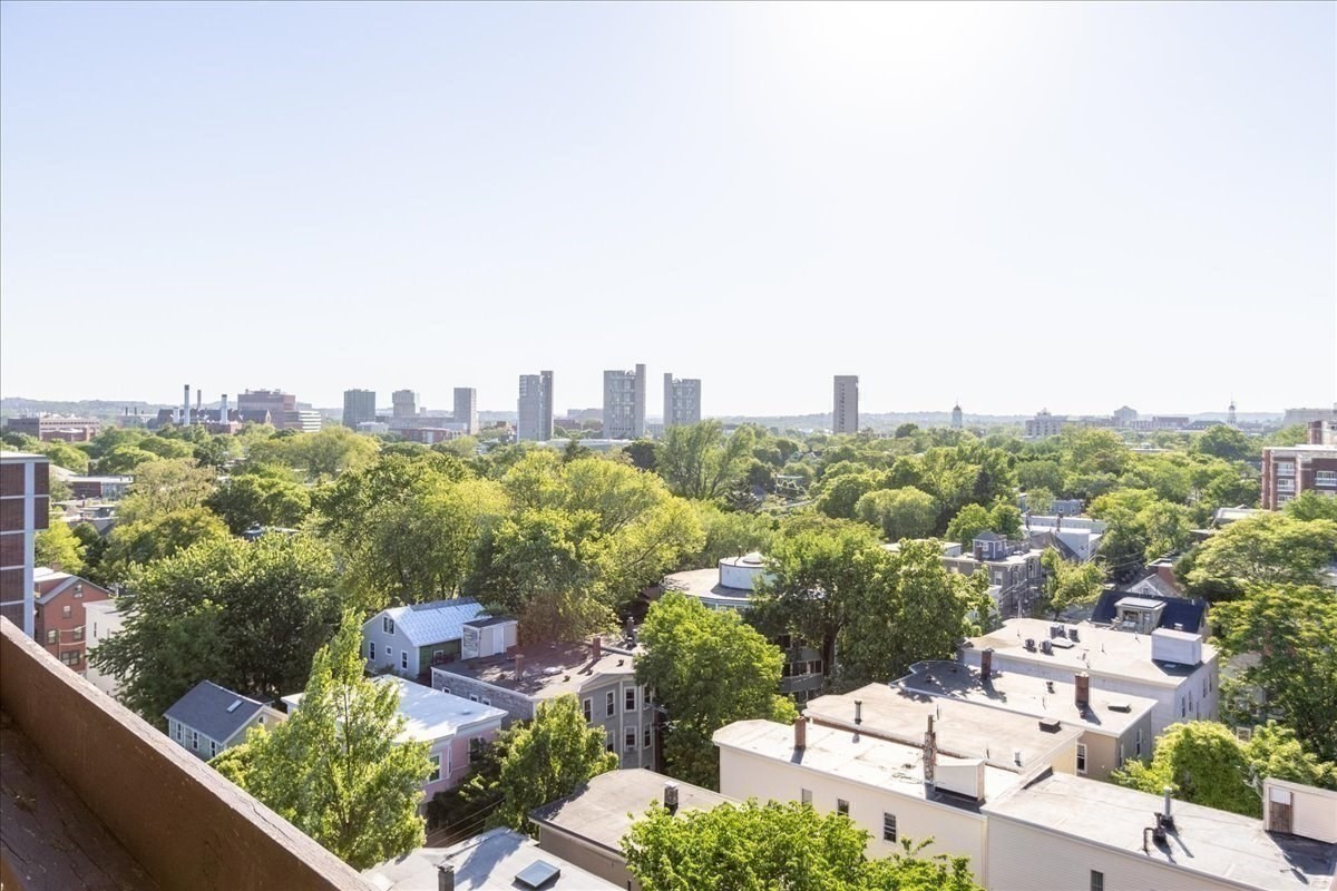 872 Massachusetts Ave Unit 807, Cambridge, MA 02139
