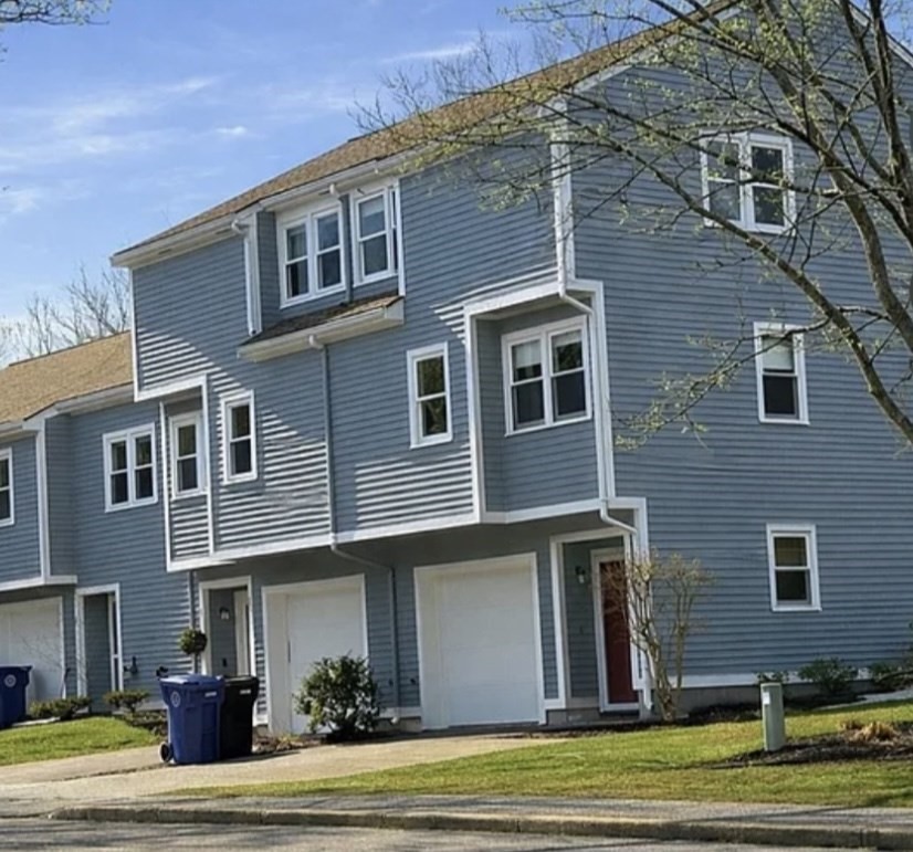 2 Arnold Dr Unit D15, Salem, MA 01970