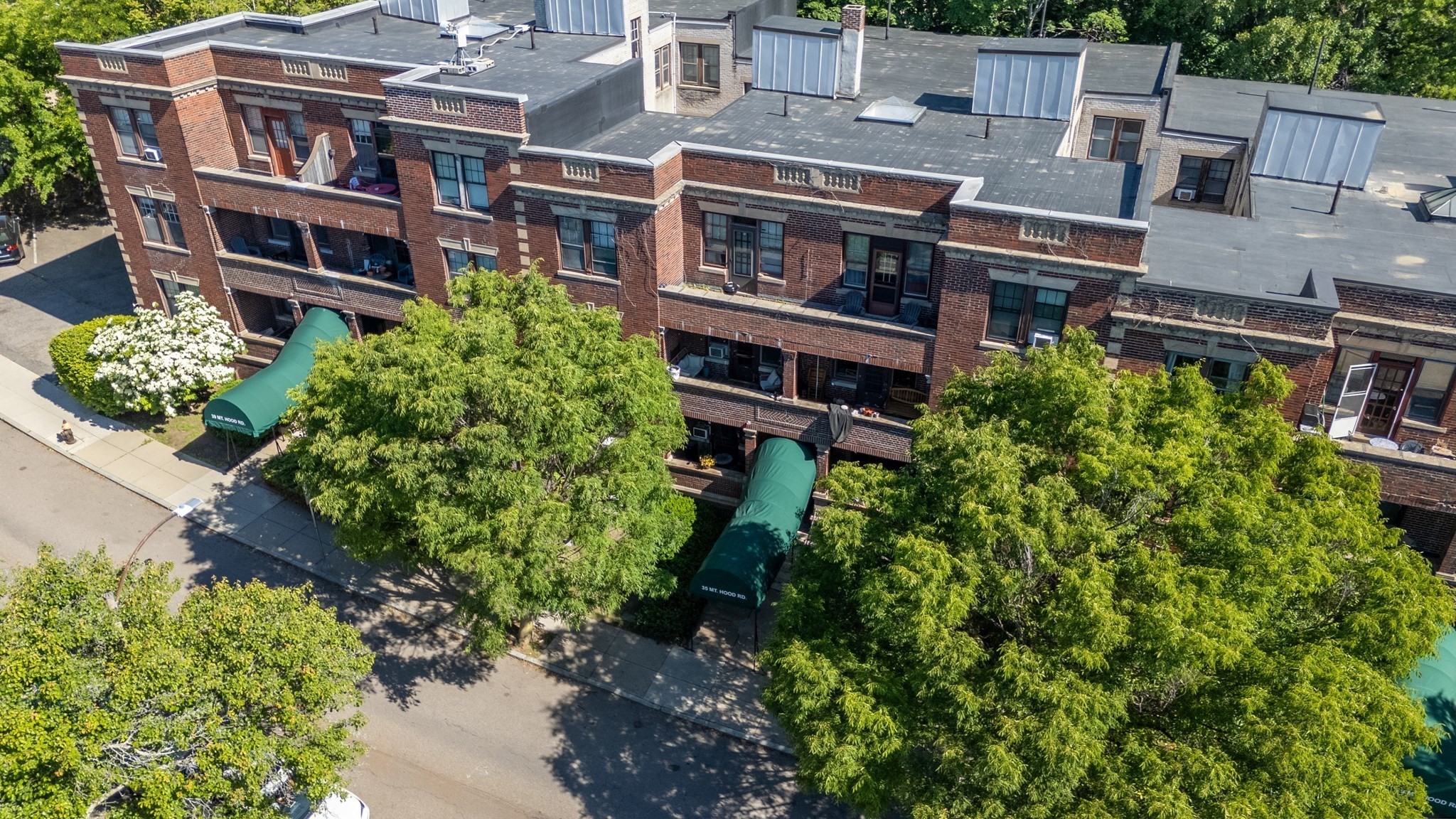 29 Mount Hood Rd Unit 8, Brighton, Boston, MA 02135