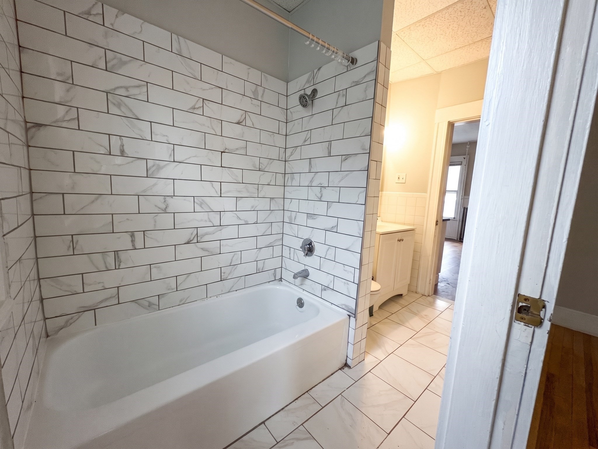 2 Haviland St, Worcester, MA 01602 - Image 9