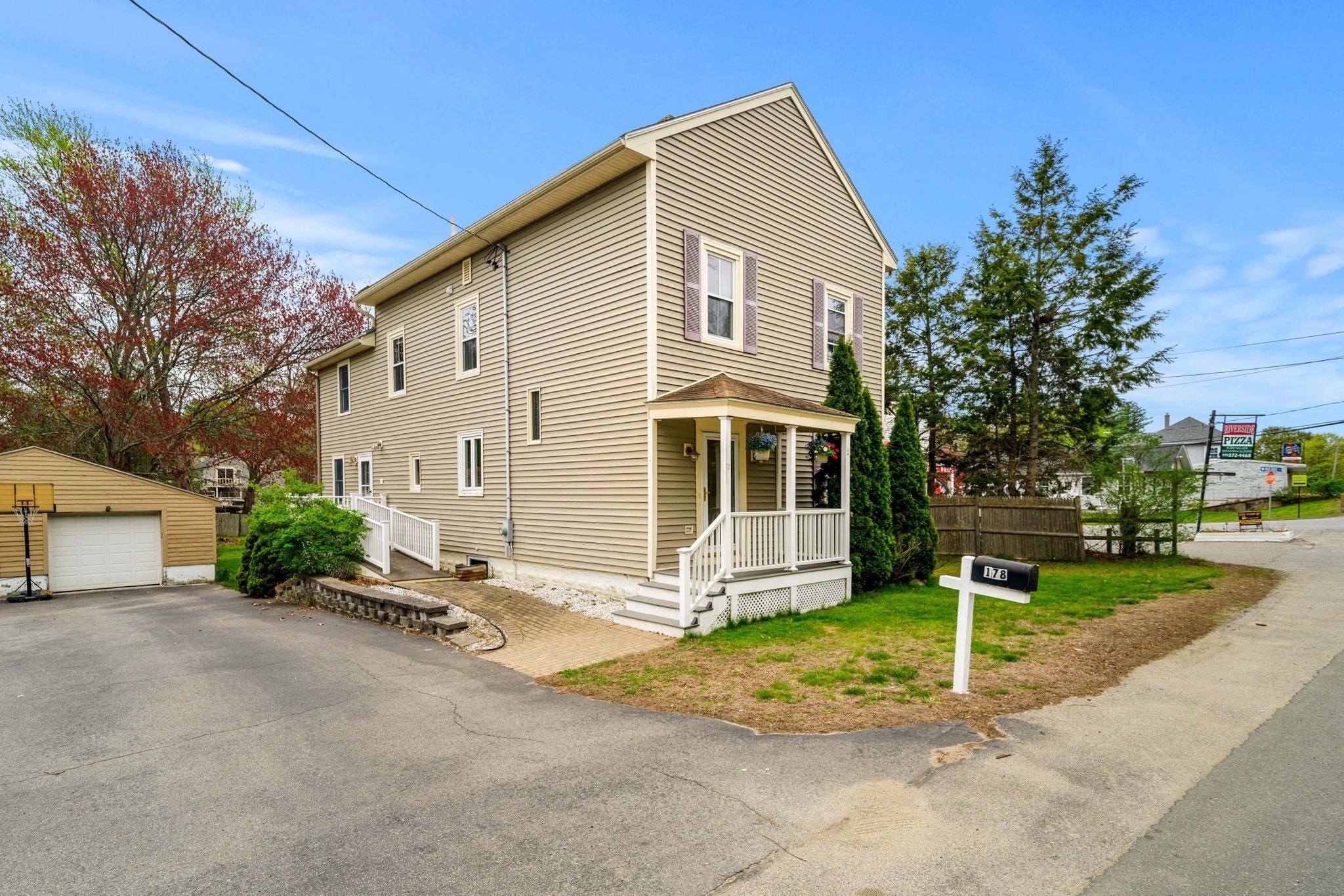178 Main, Groveland, MA 01834