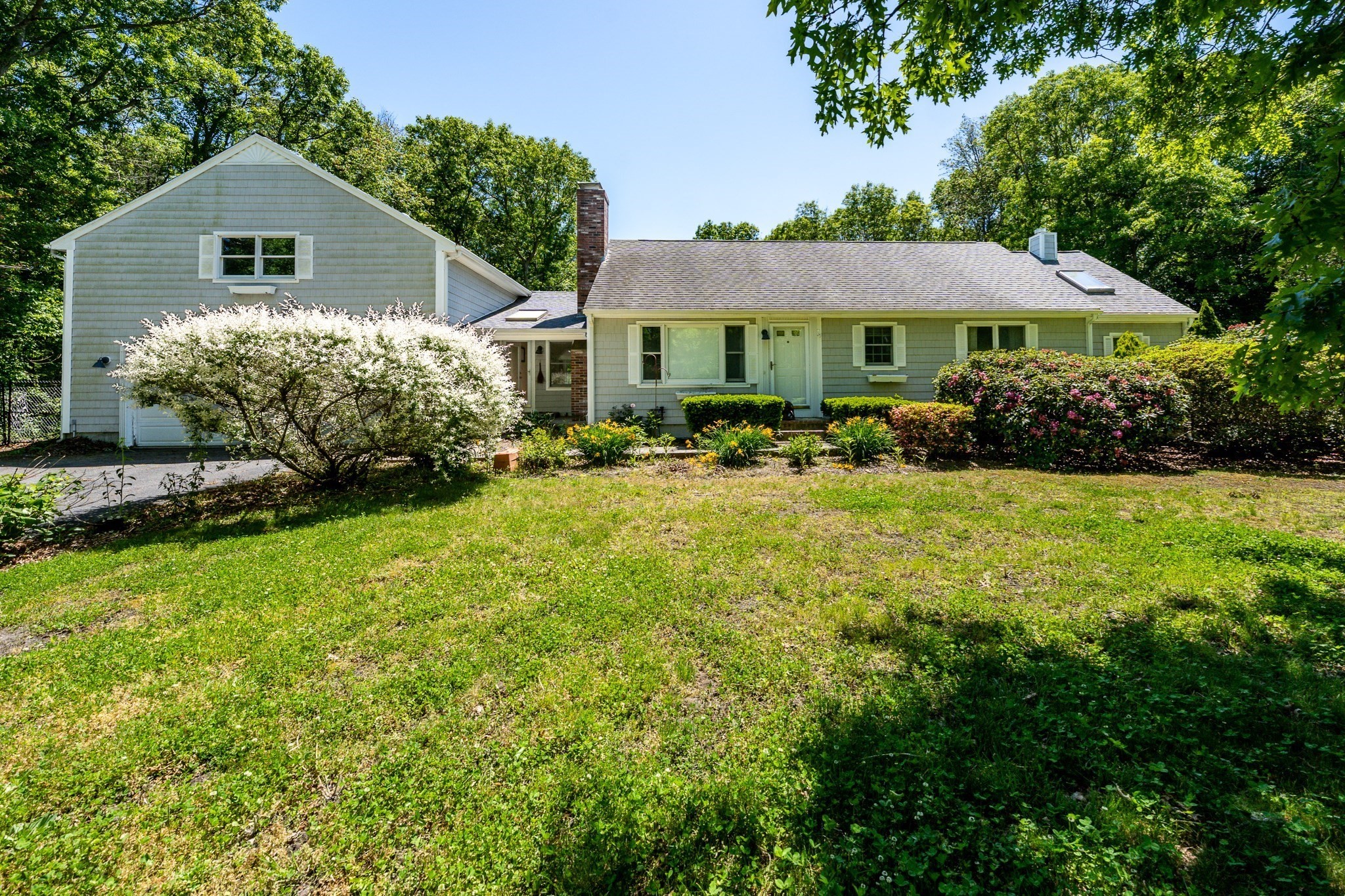 1529 Race Ln, Barnstable, MA 02648