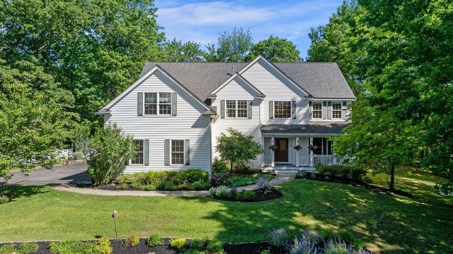 22 Sawyer Ln, Middleton, MA 01949