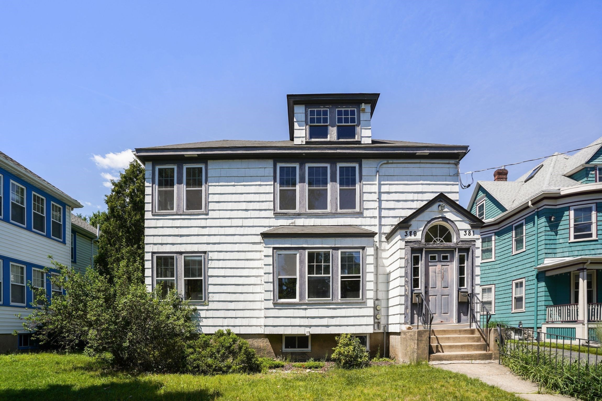 379 Newtonville Ave, Newton, MA 02460