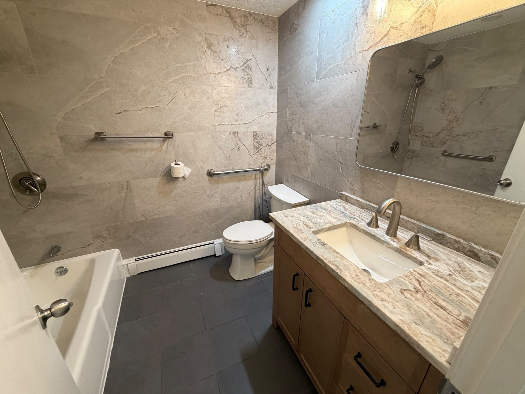 12 Hallmark Gardens Unit 7, Burlington, MA 01803 - Image 5