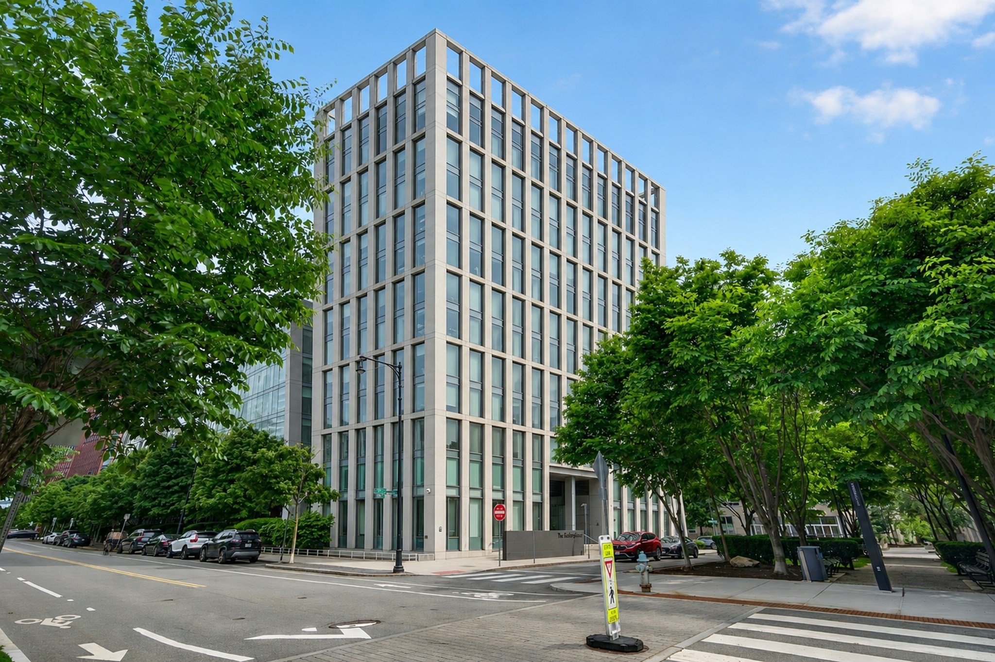 2 Earhart St Unit 134, Cambridge, MA 02141