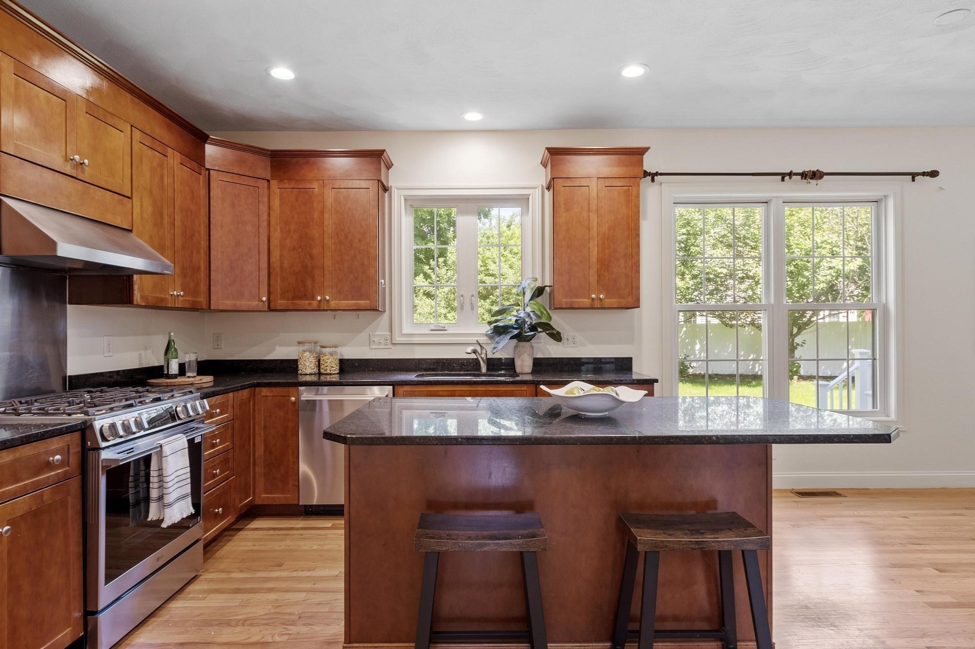9 Meeting House Circle, Bedford, MA 01730 - Image 2