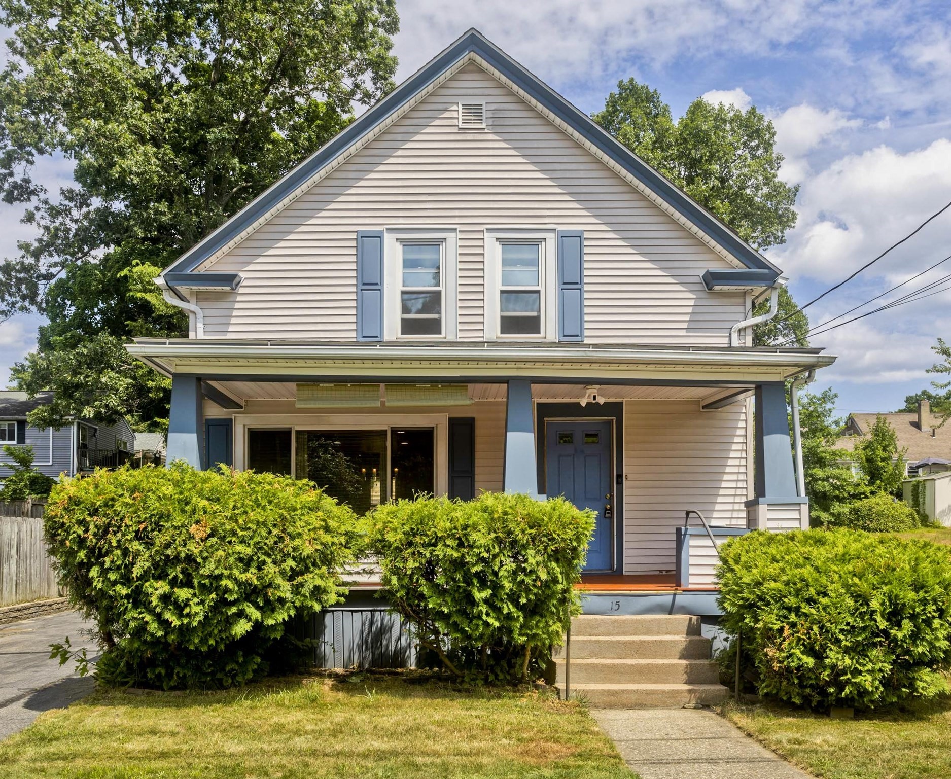 15 Monticello Ave, Springfield, MA 01109