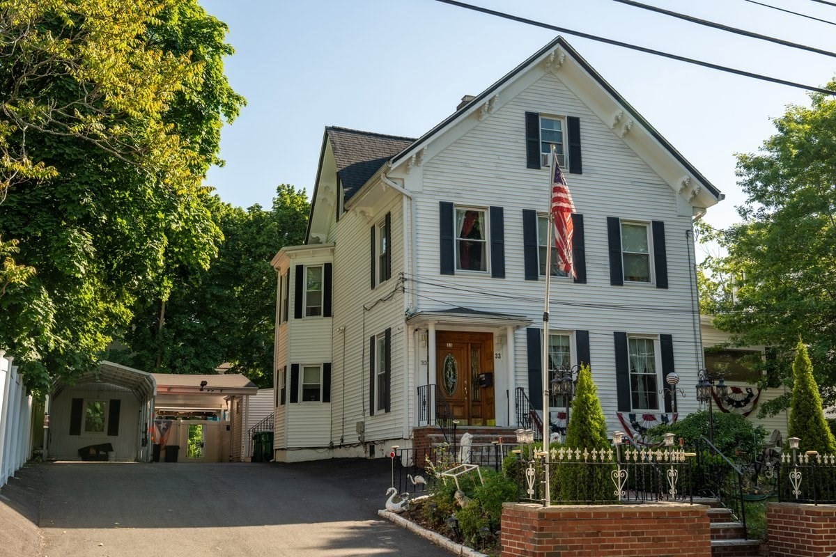 33 Water St, Medford, MA 02155