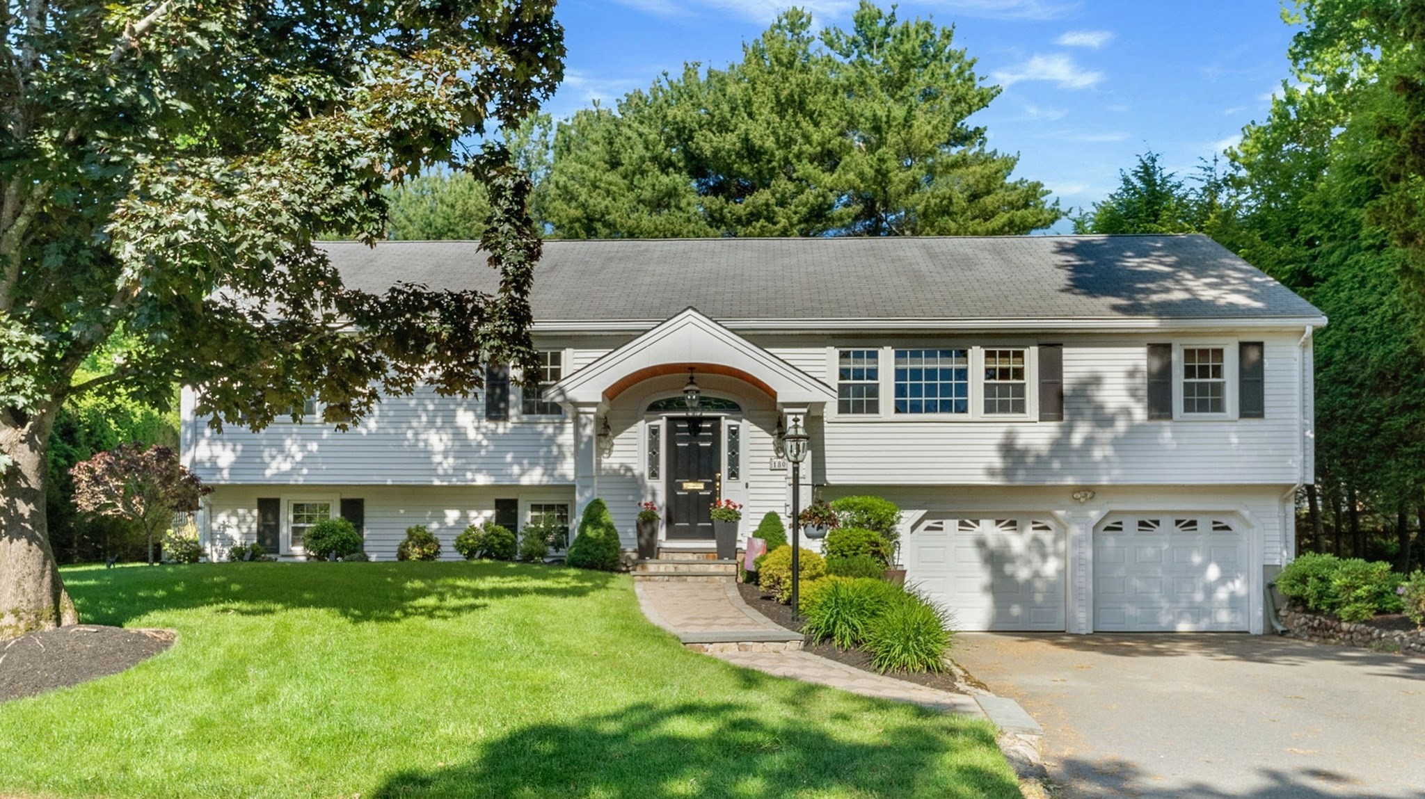180 Meetinghouse Circle, Needham, MA 02492