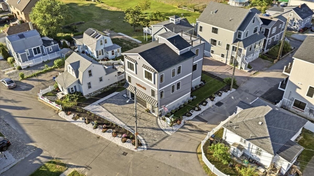 84 Post Island Road, Quincy, MA 02169