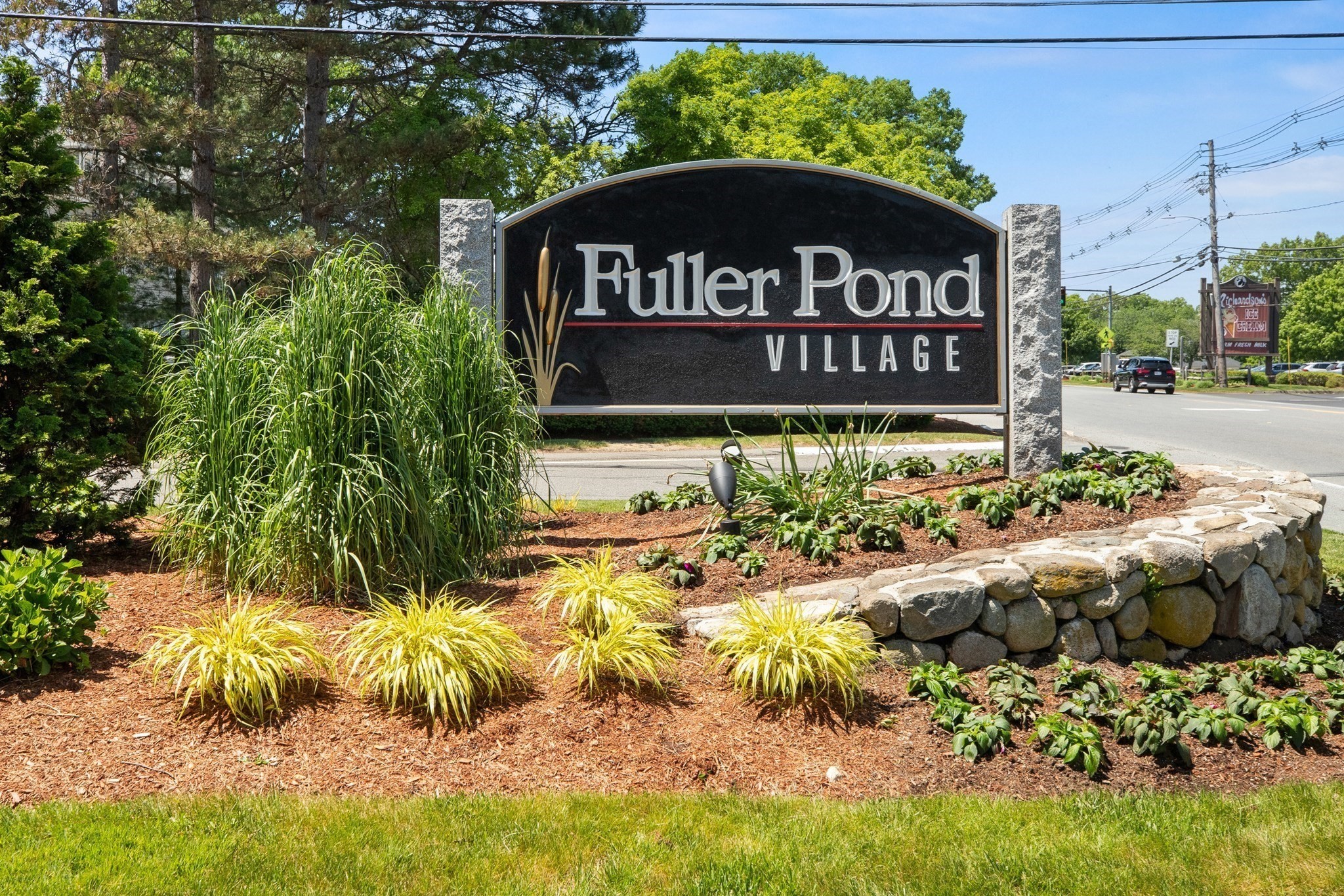 13 Mills Point Unit 13, Middleton, MA 01949