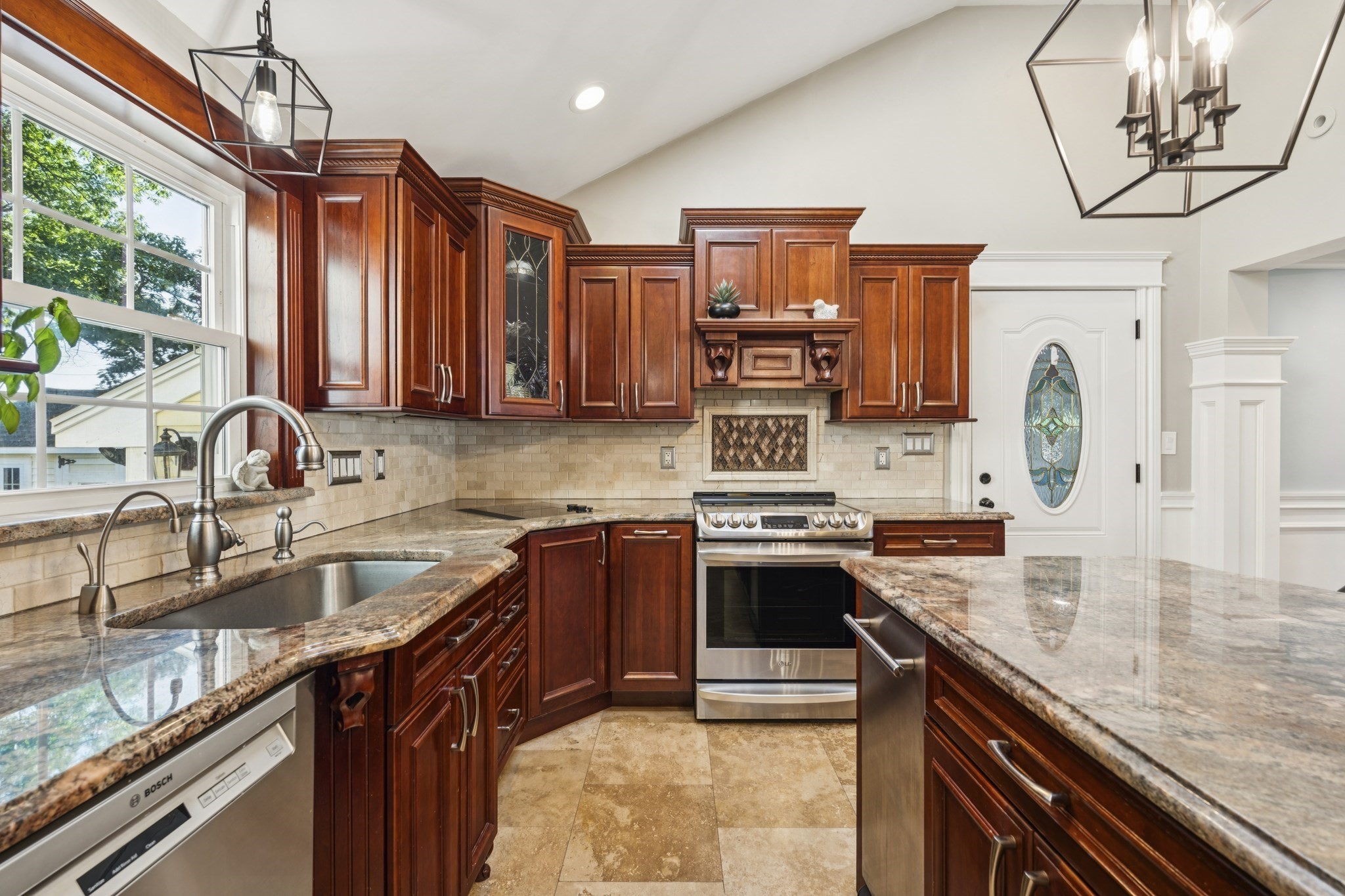 6 Suntaug Street, Lynnfield, MA 01940 - Image 9