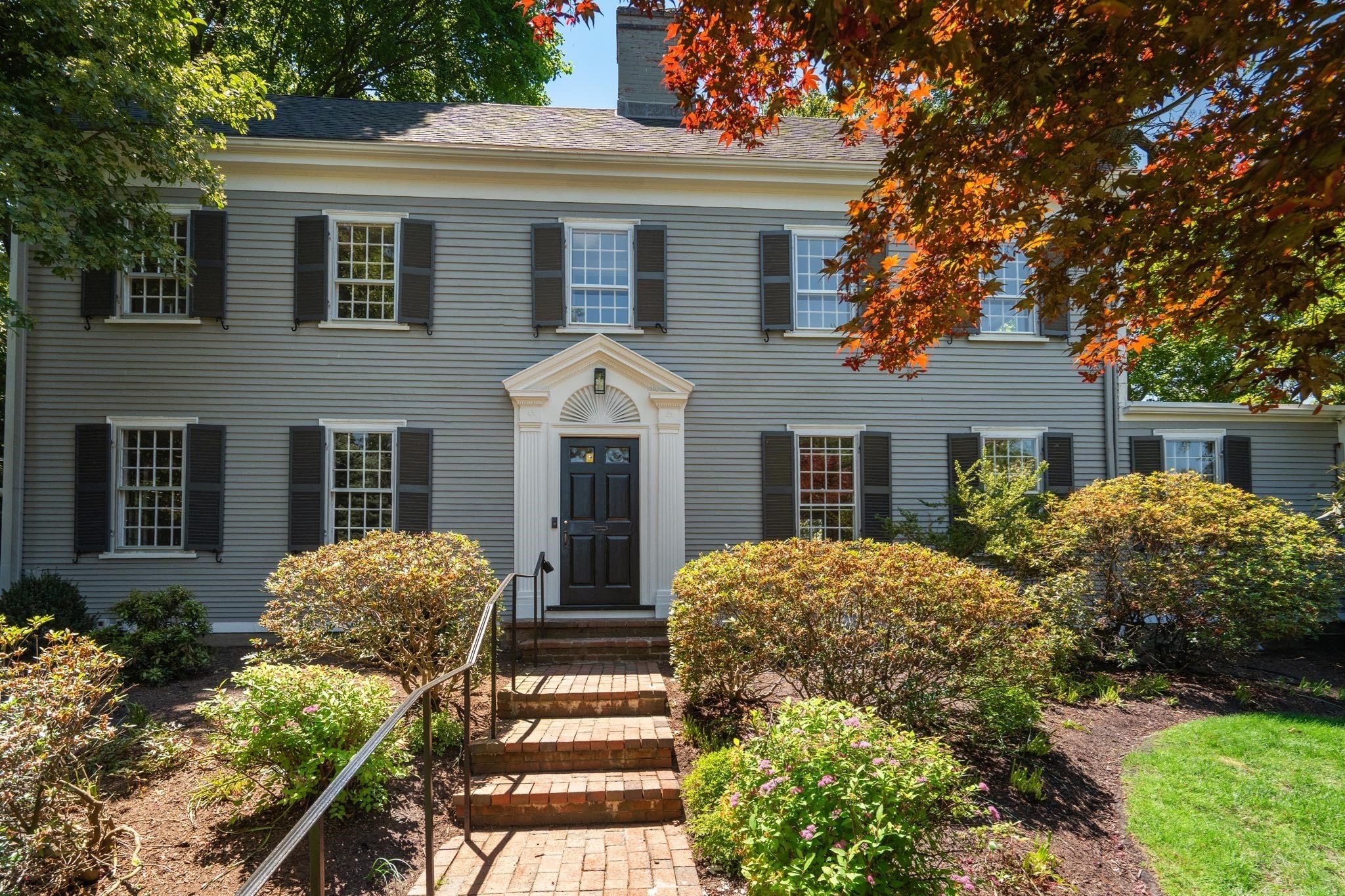 25 Chestnut Hill Rd, Newton, MA 02467