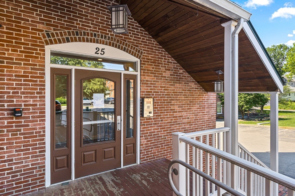 25 Cedar St Unit 14, Amesbury, MA 01913