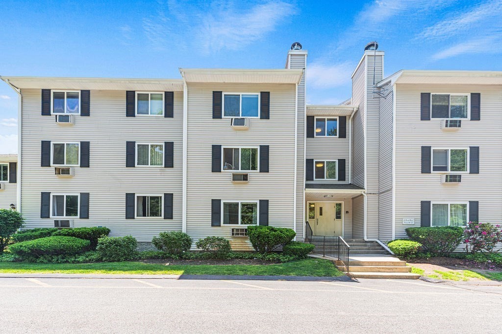 10 Erick Rd Unit 42, Mansfield, MA 02048