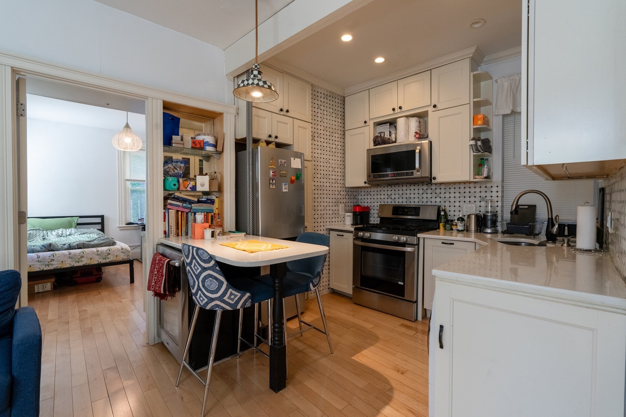 68 Phillips St Unit 6, Beacon Hill, Boston, MA 02114 - Image 2