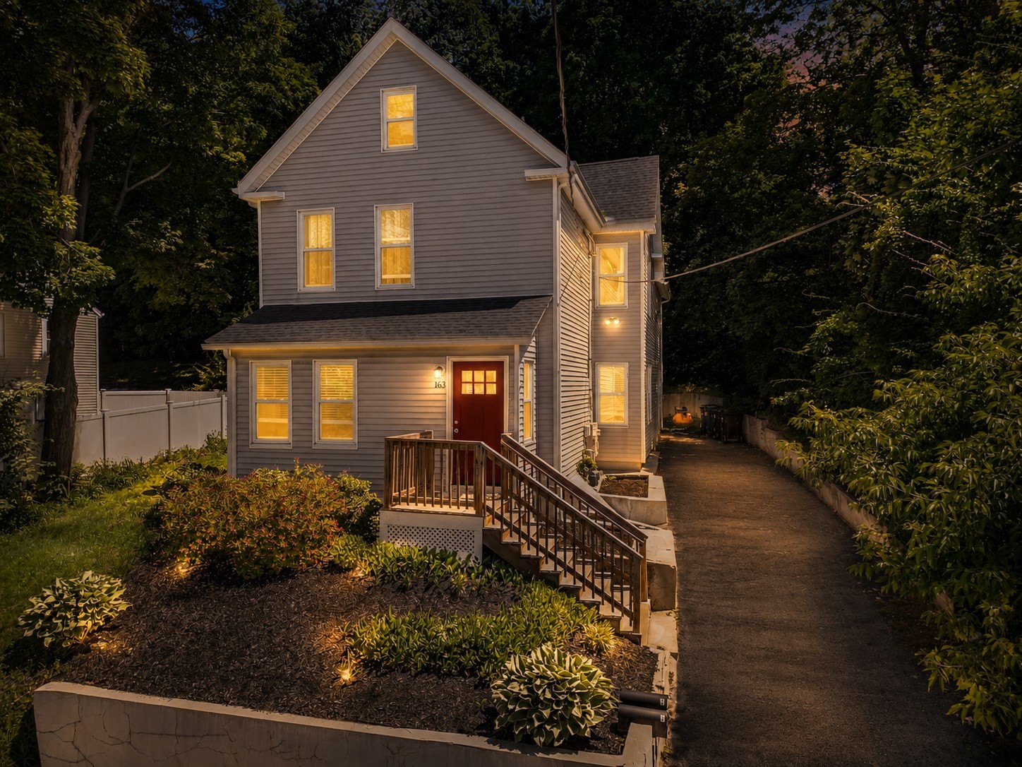 163 Elm St Unit 1, Amesbury, MA 01913