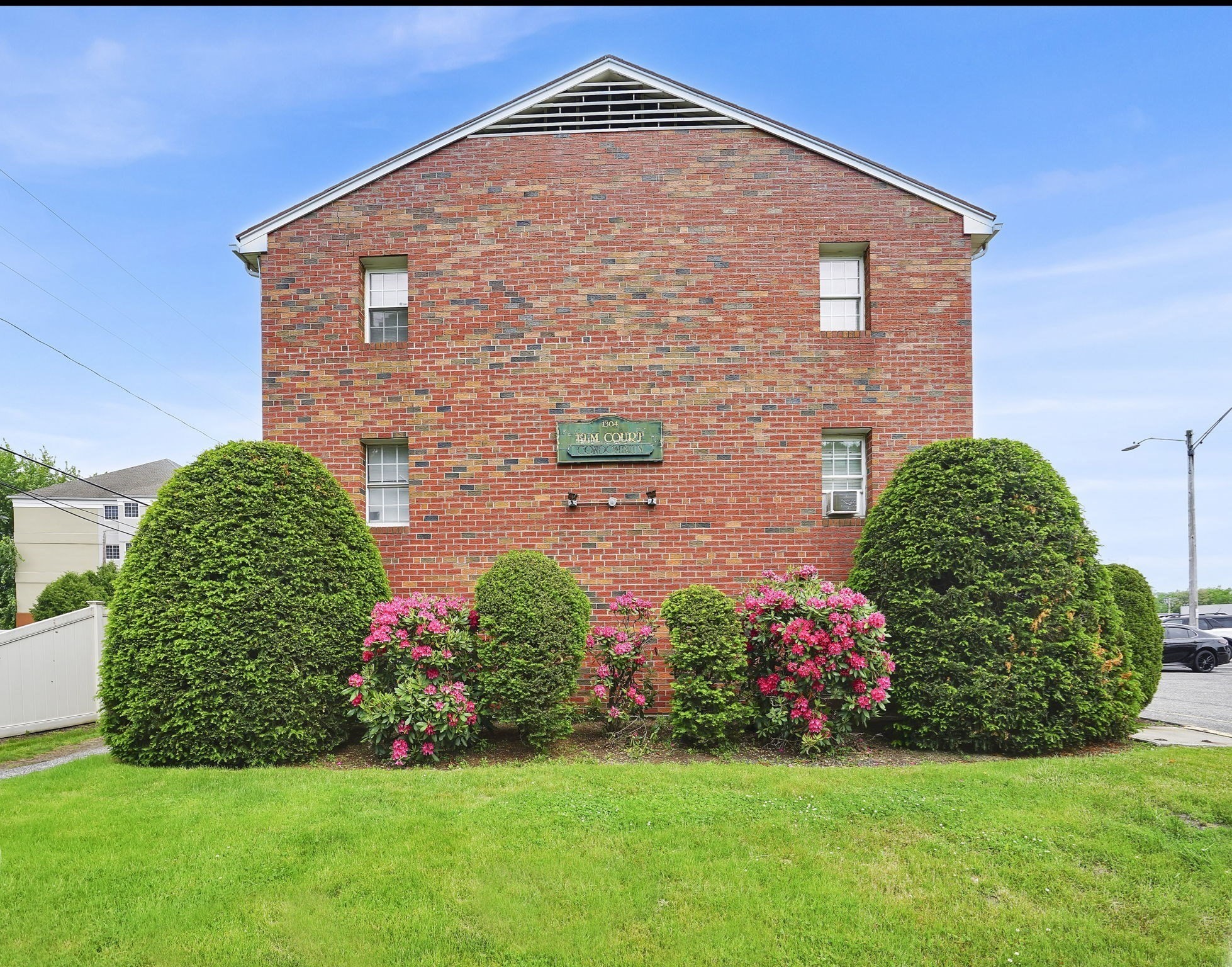 1304 Elm St. Unit 3C, West Springfield, MA 01089