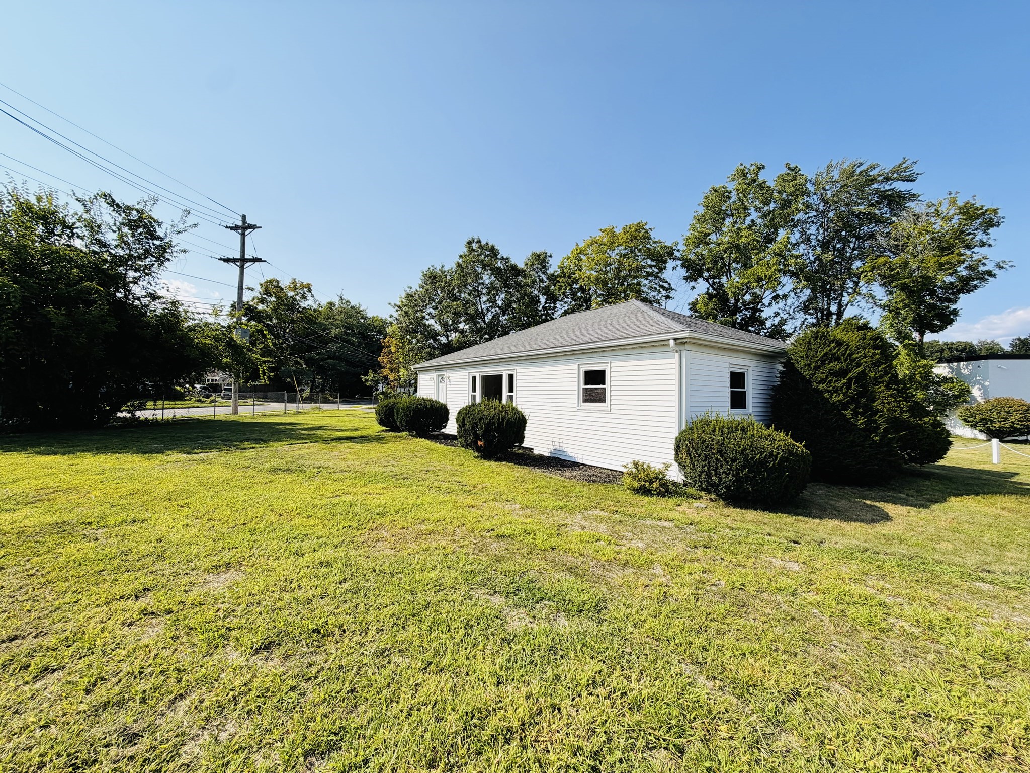 103 Brook St, Clinton, MA 01510 - Image 17