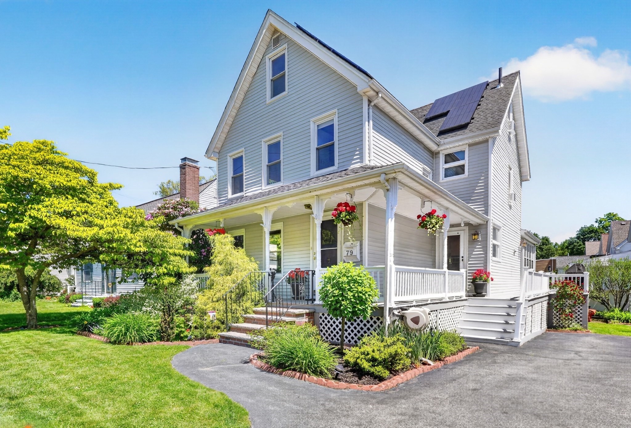 79 Baxter St, Melrose, MA 02176