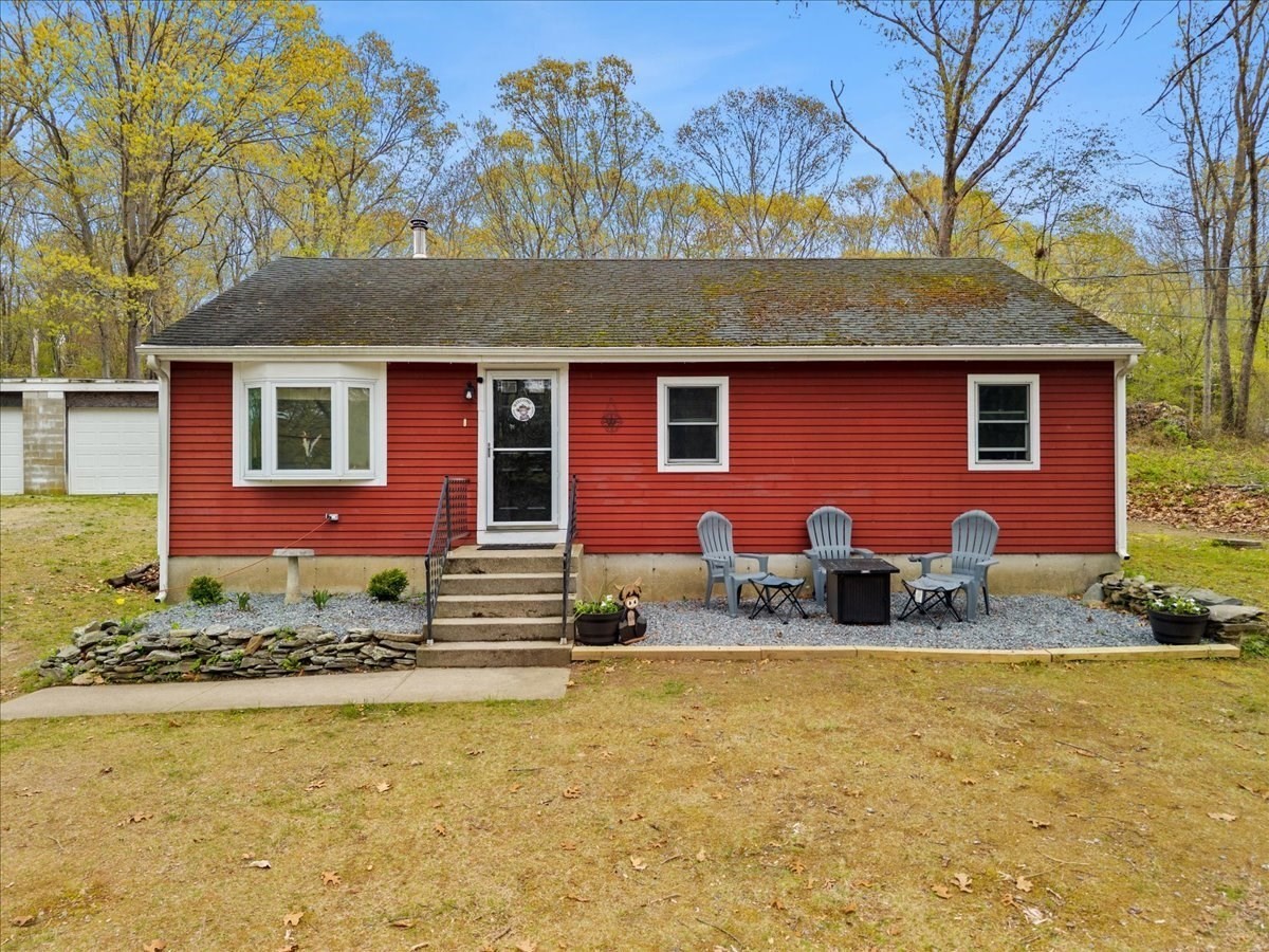 9 Hillside Ave, Berkley, MA 02779