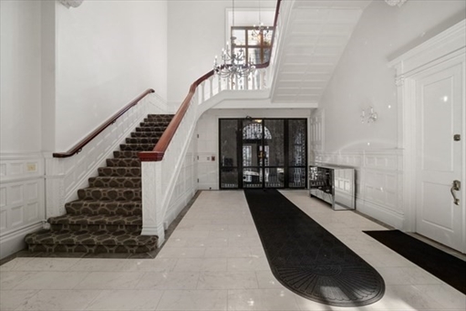 17 Gloucester St, Apt 7