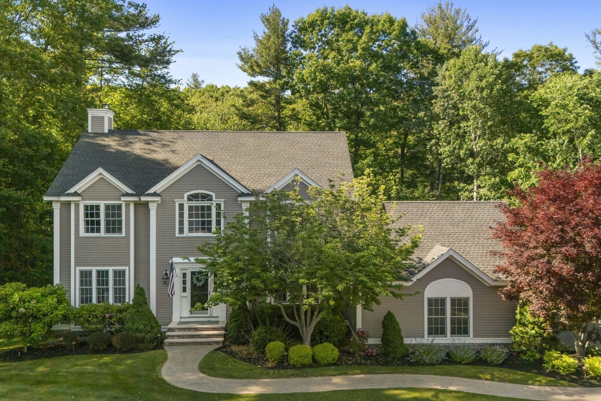 14 Puritan Ave, North Andover, MA 01845