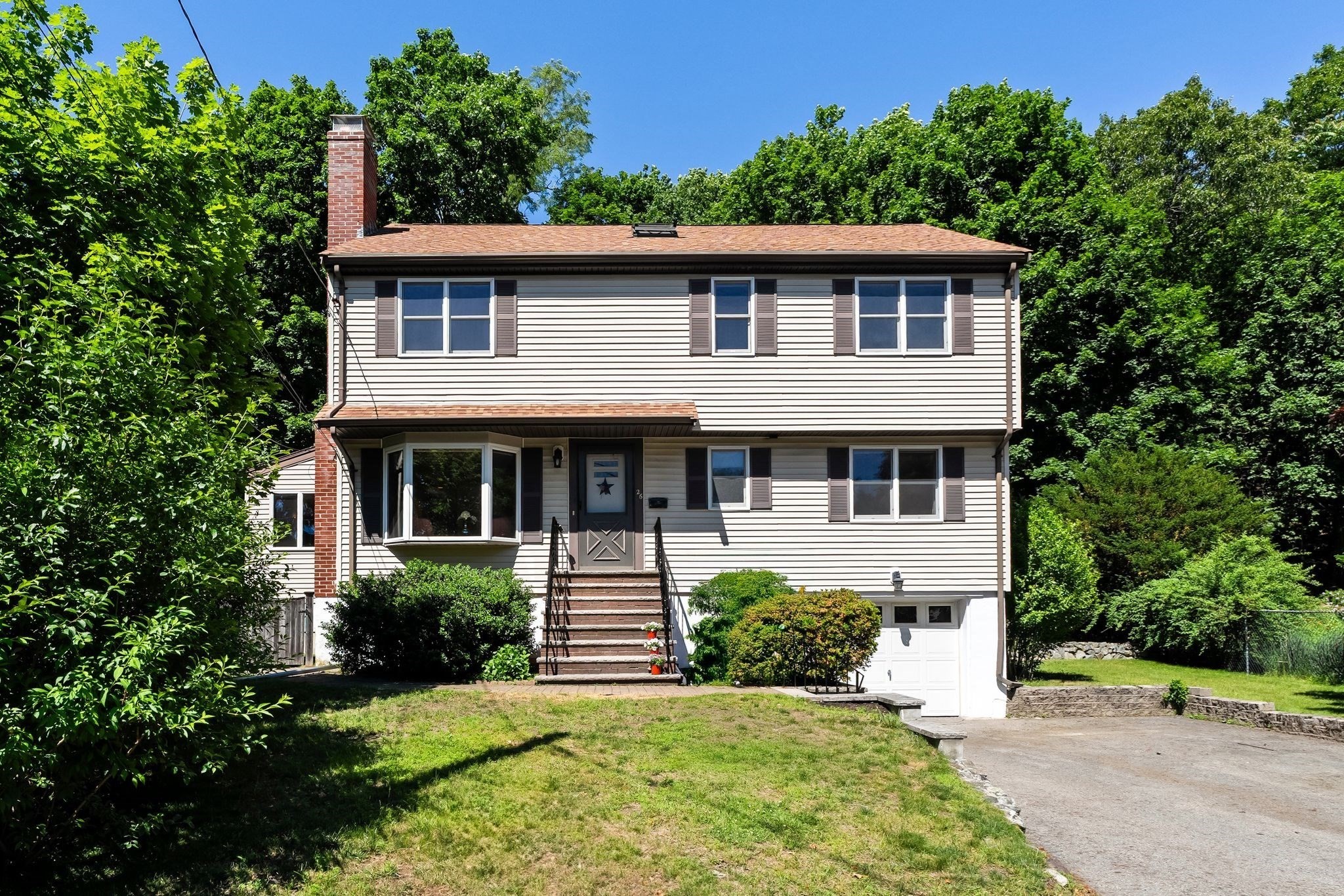 26 Lawrence Ln, Arlington, MA 02474