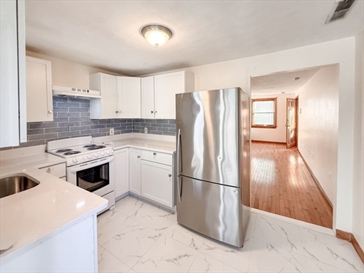 202 Bremen St, Apt 3