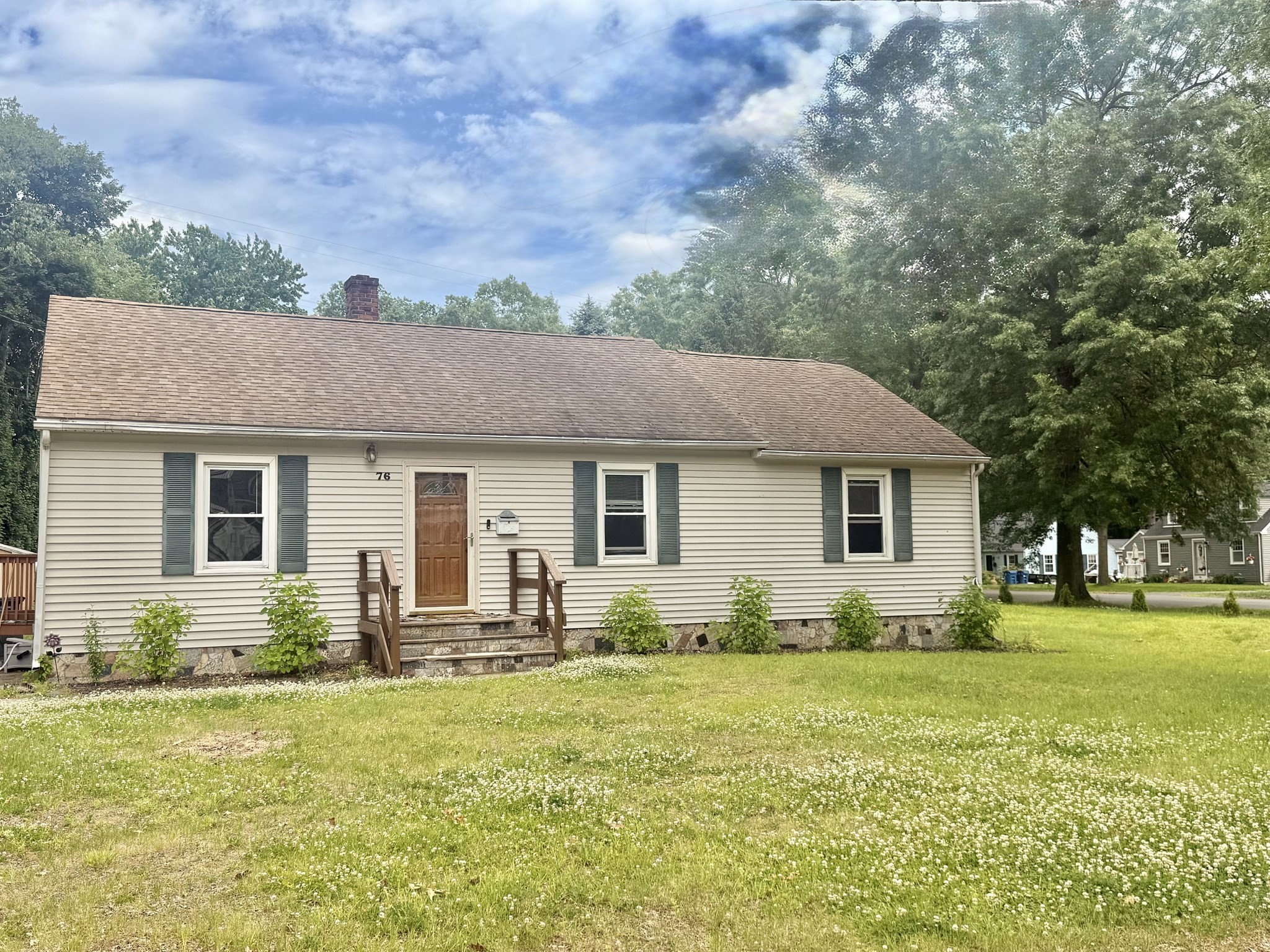 76 Nelson Circle, West Springfield, MA 01089