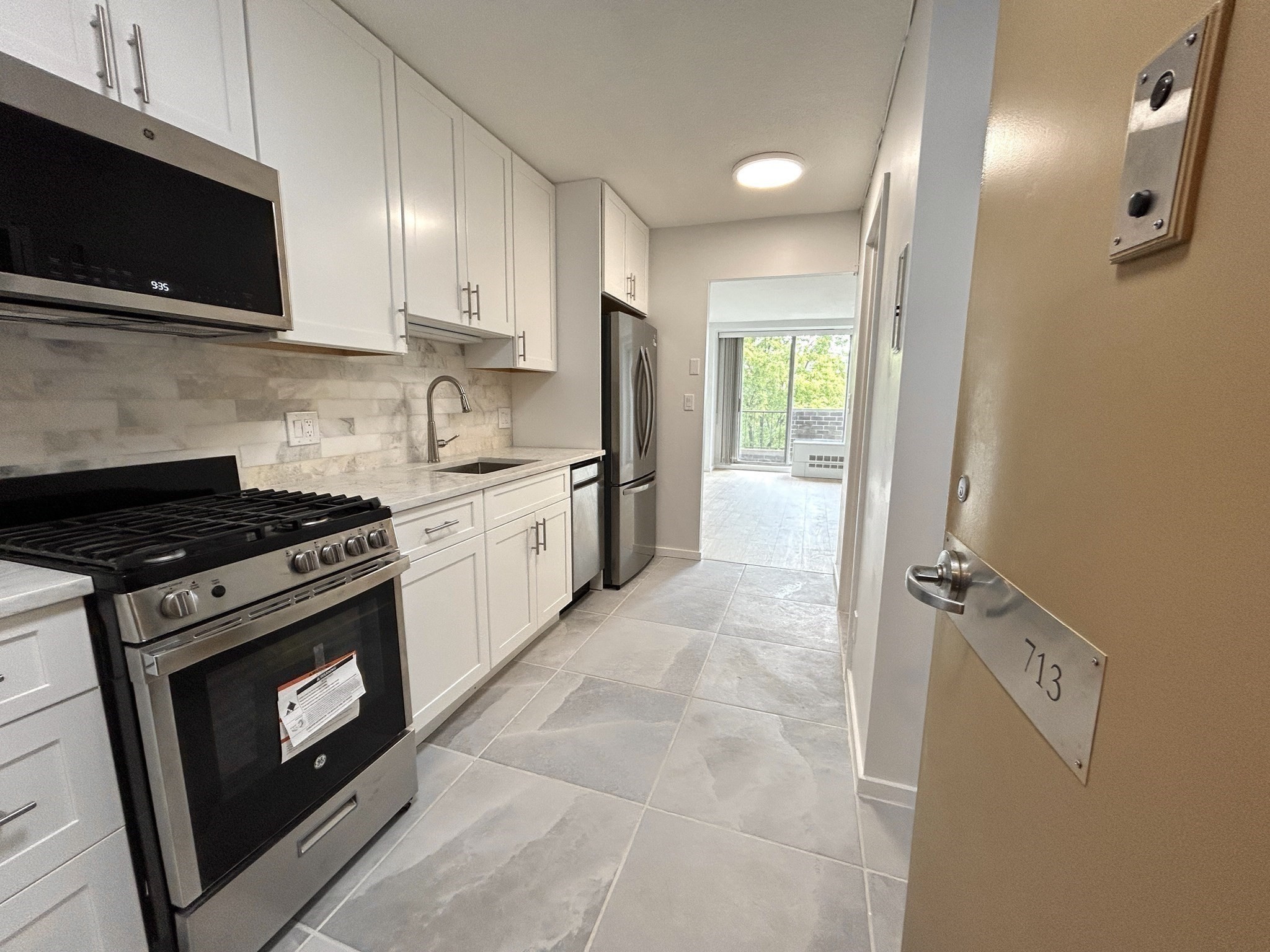 44 Washington St Unit 713, Brookline, MA 02445