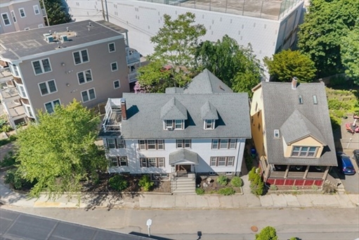 9 Parkwood Ter