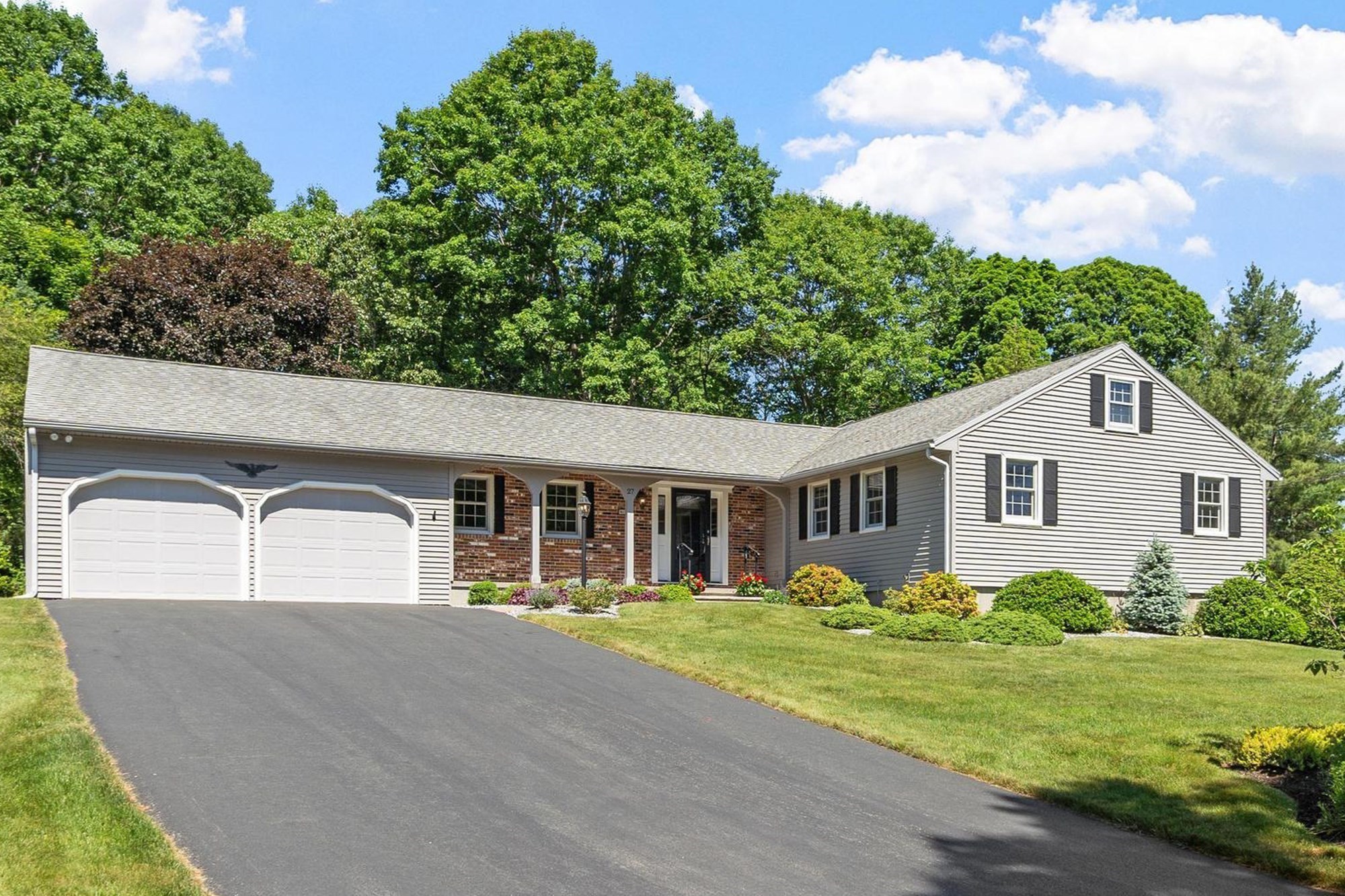 27 Cheryl Ann Dr, Rutland, MA 01543