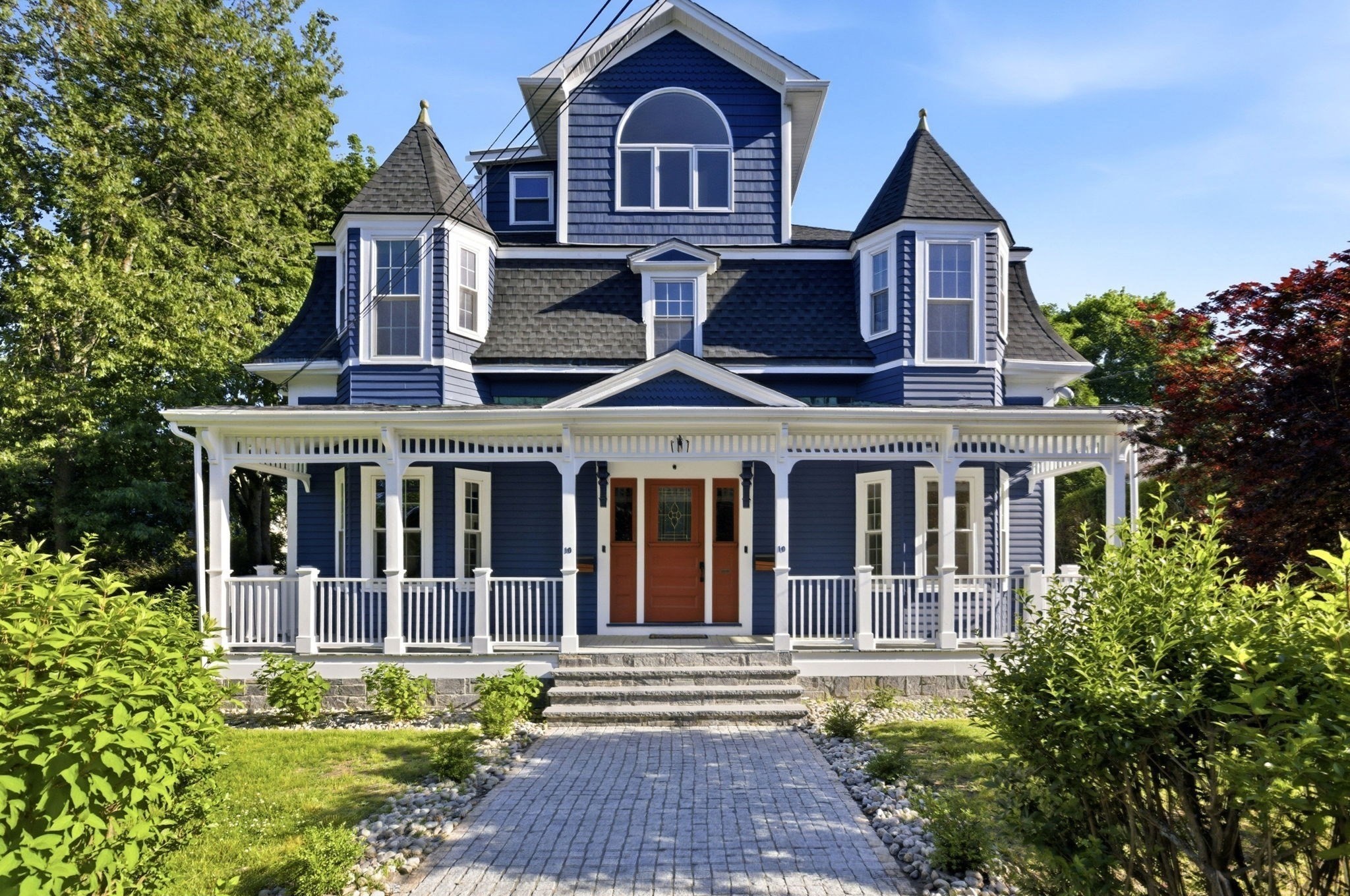 10 Washington Park Unit 1RIGHT, Newton, MA 02460