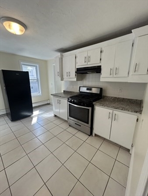 16 Peacevale Rd, Apt 2