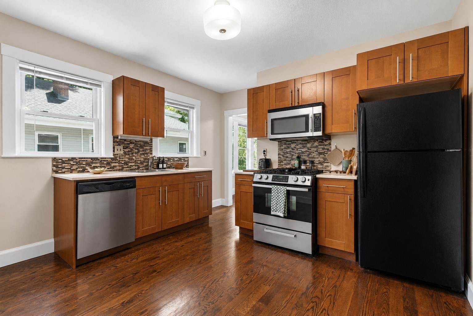 66 Wren St, West Roxbury, Boston, MA 02132 - Image 2