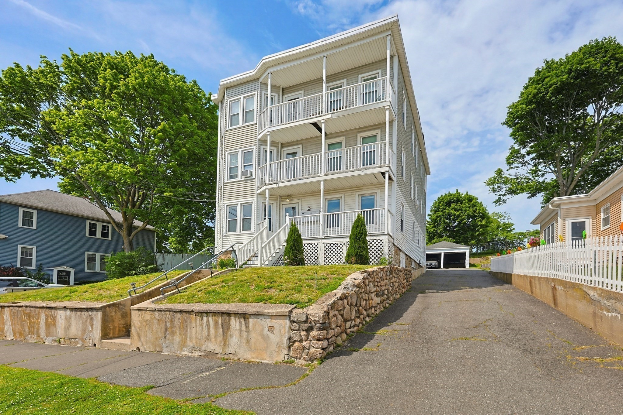 184 Ocean Ave W Unit 1, Salem, MA 01970