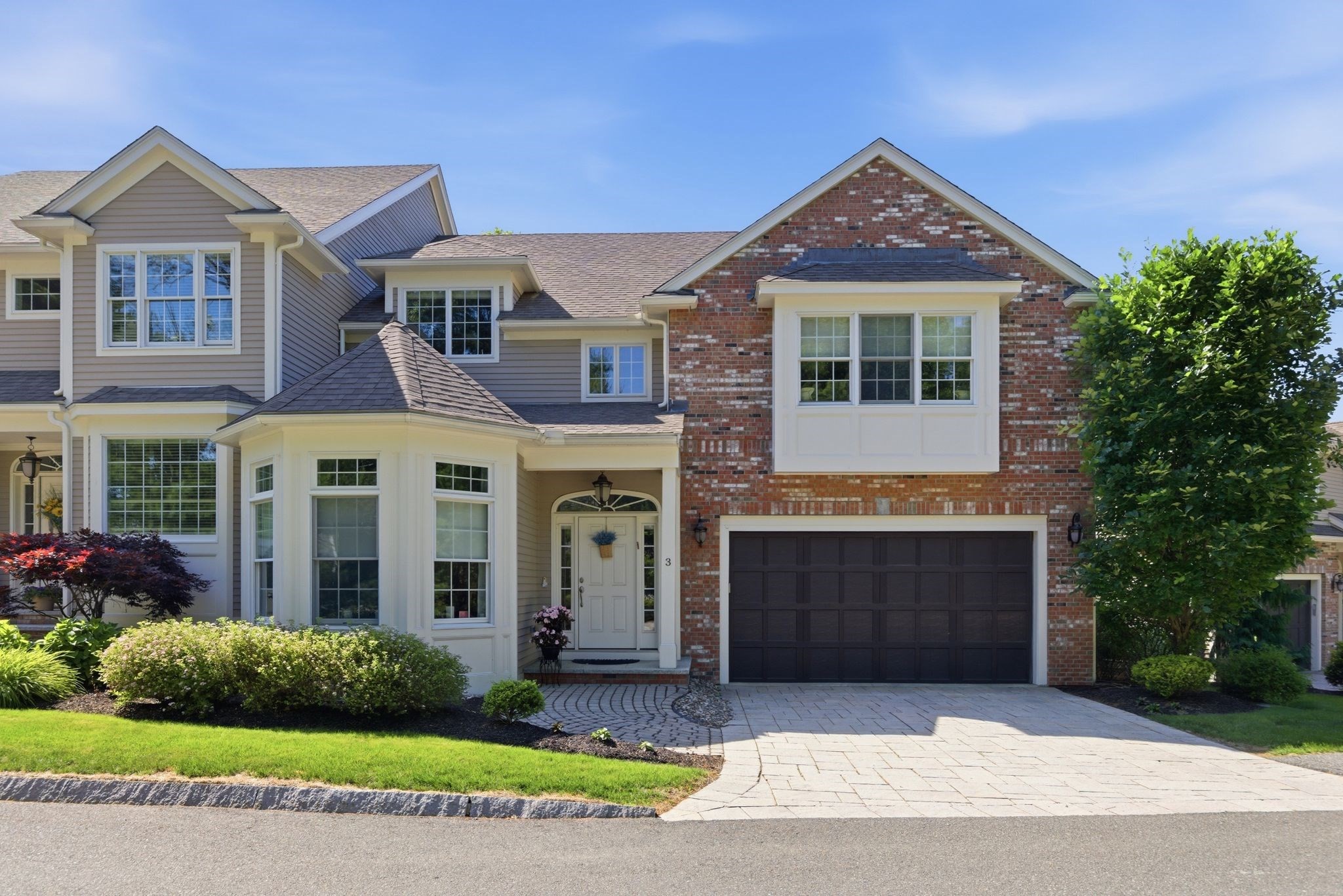 527 Salem St Unit 3, Lynnfield, MA 01940