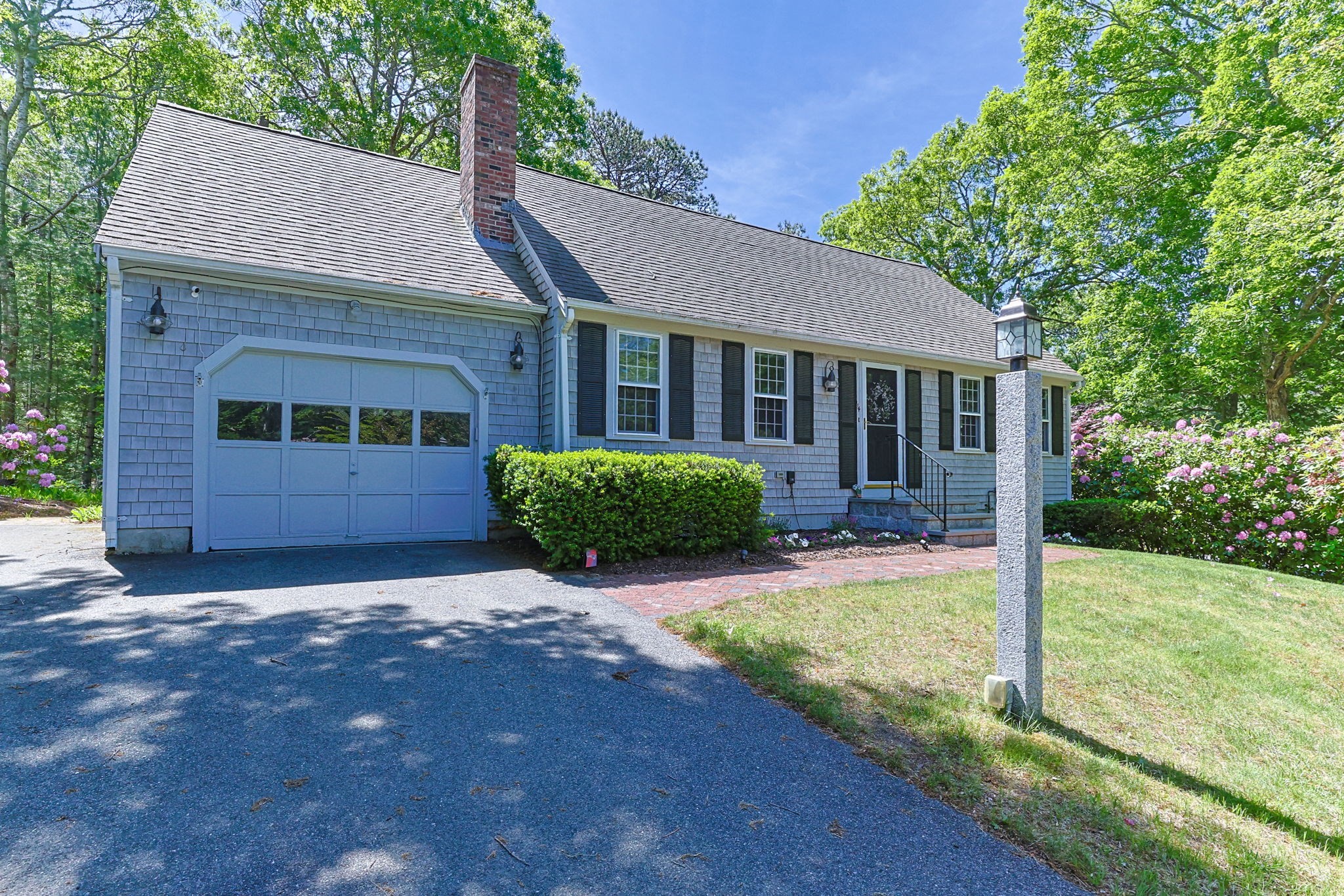 114 King Arthur Dr, Barnstable, MA 02601