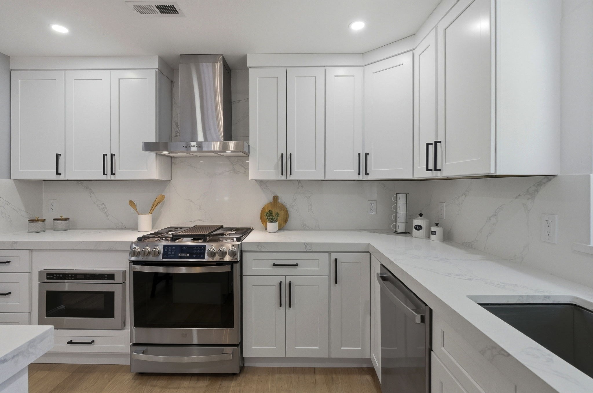 8 Linden Rd Unit 1, Melrose, MA 02176 - Image 6