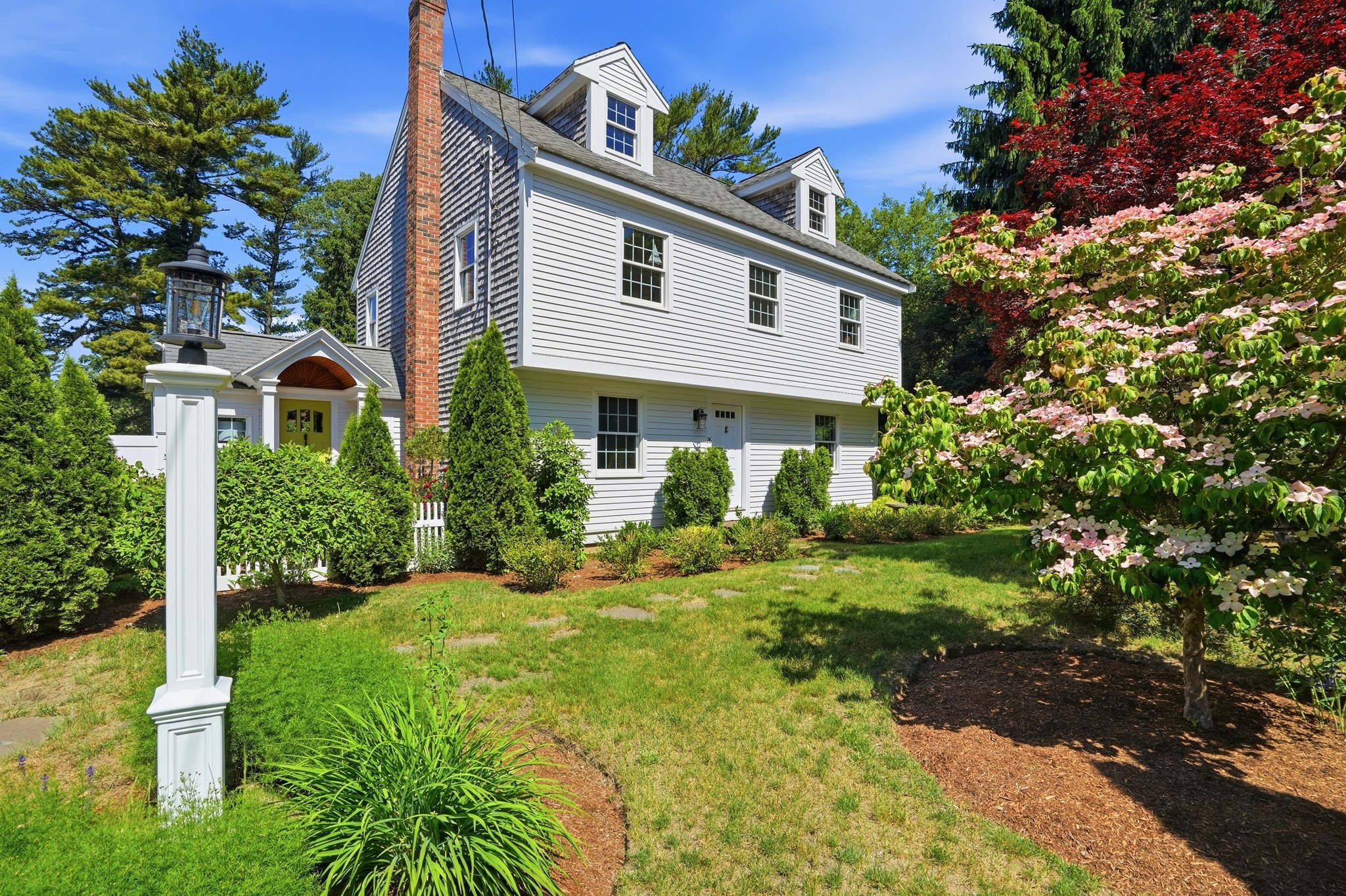 26 Acorn St, Duxbury, MA 02332